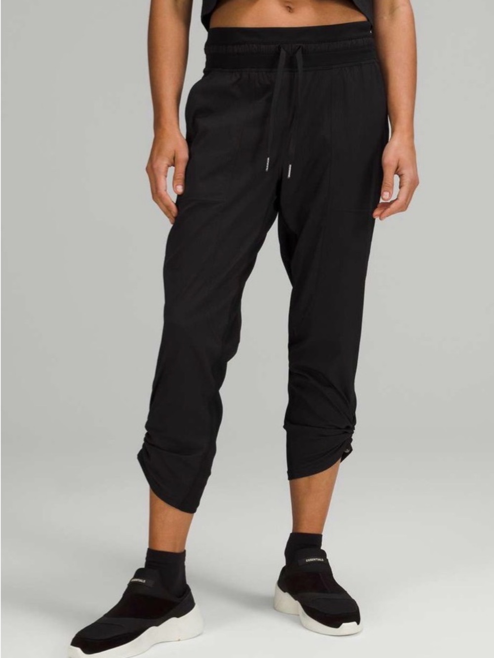 Lululemon Dance Studio Pants Mid Rise 25" Size 8